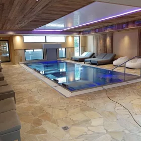 Hostellerie des Châteaux 67 Ottrott antidérapant Stellmann posé aux abords de la piscine
