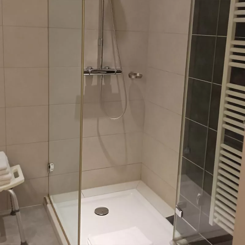 Antidérapant Stellmann appliqué dans le bac de douche