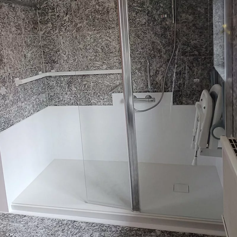 Antidérapant Stellmann appliqué dans le bac de douche