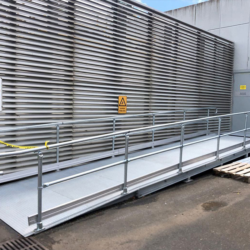 Rendre une passerelle métallique antidérapante avec Stellmann